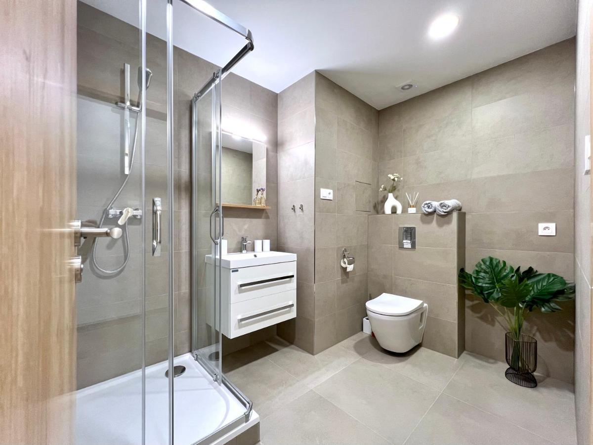 Apartmany K Lanovce S Parkovanim Jáchymov Exterior foto